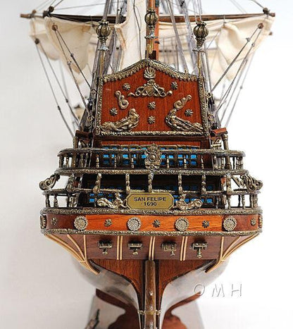 ALDO Hobbies & Creative Arts> Collectibles> Scale Model L: 40 W: 13.75 H: 39.25 Inches / NEW / Wood San Felipe Spanish Armada Galleon Large Tall Ship Exclusive Edition Large Wood Model Sailboat Assembled  With Table Top Display Case