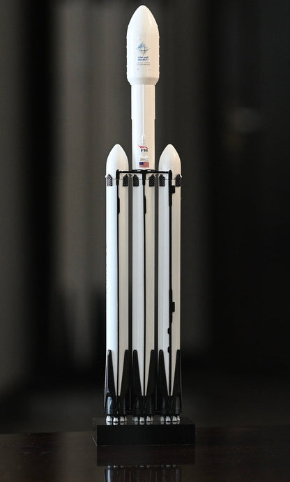 ALDO > Hobbies & Creative Arts> Collectibles> Scale Model NASA Space X Model Rocket Falcon Super Heavy Spacecraft Model Desk Top Display.