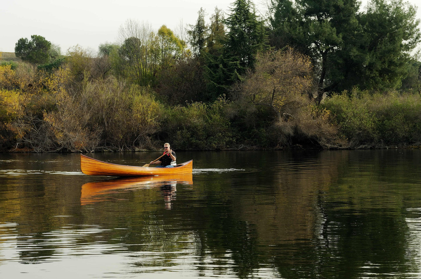 ALDO Kayaking, Canoeing & Rafting>Canoes L: 216 W: 35.5 H: 27 Inches / NEW / wood Real High Quality Canadian Cedar Canoe  With Ribs18 feet